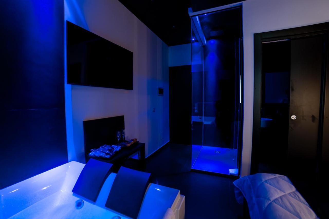 Maximum Hub Suite&Spa Palermo Exterior photo