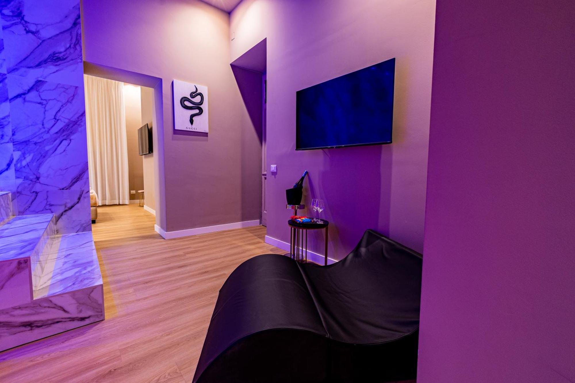 Maximum Hub Suite&Spa Palermo Exterior photo