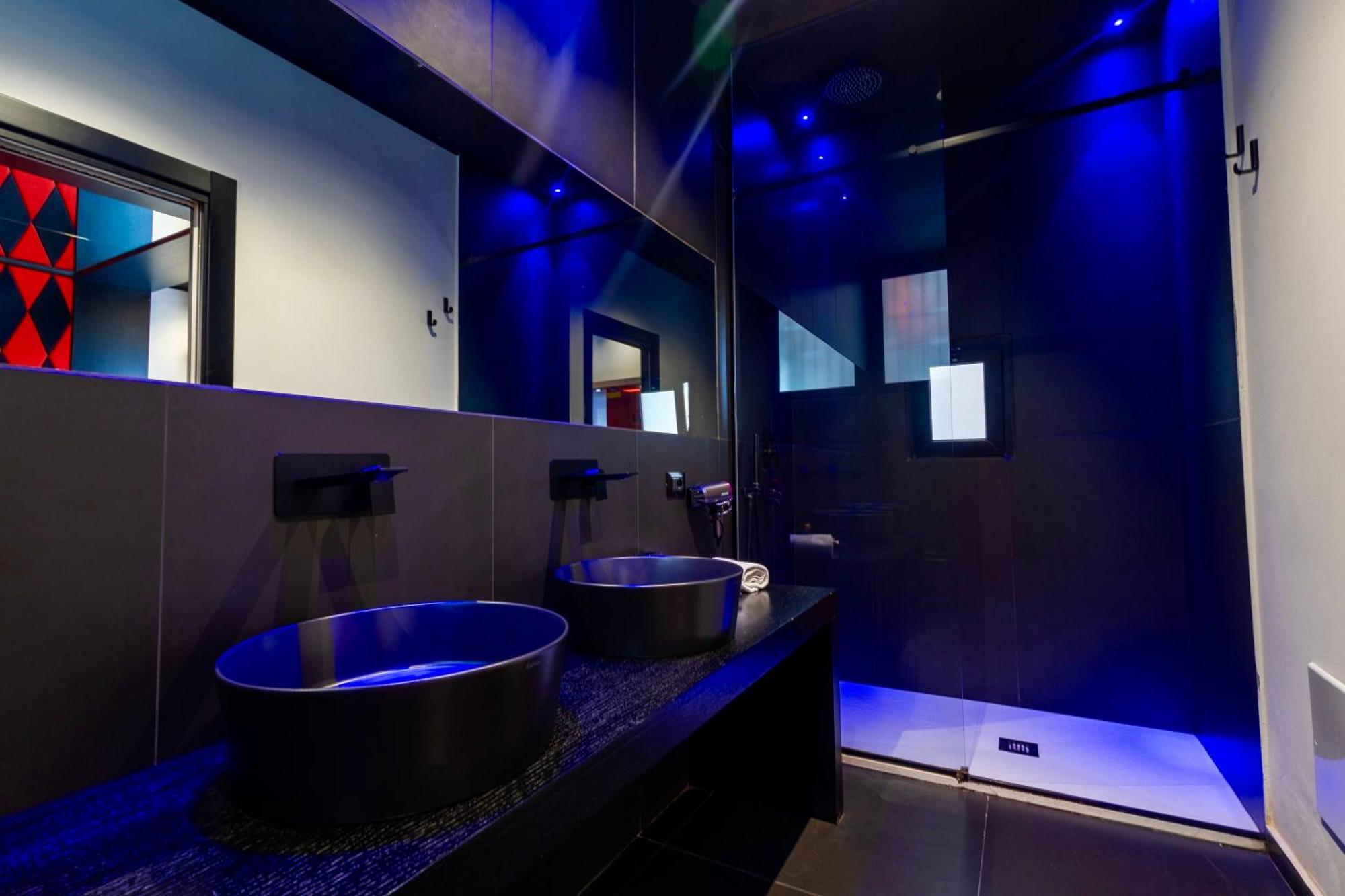 Maximum Hub Suite&Spa Palermo Exterior photo