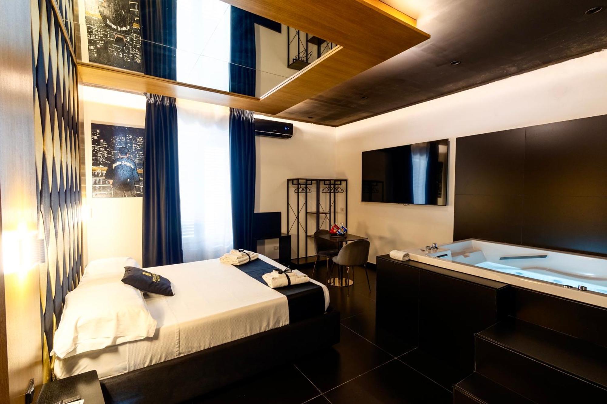 Maximum Hub Suite&Spa Palermo Exterior photo