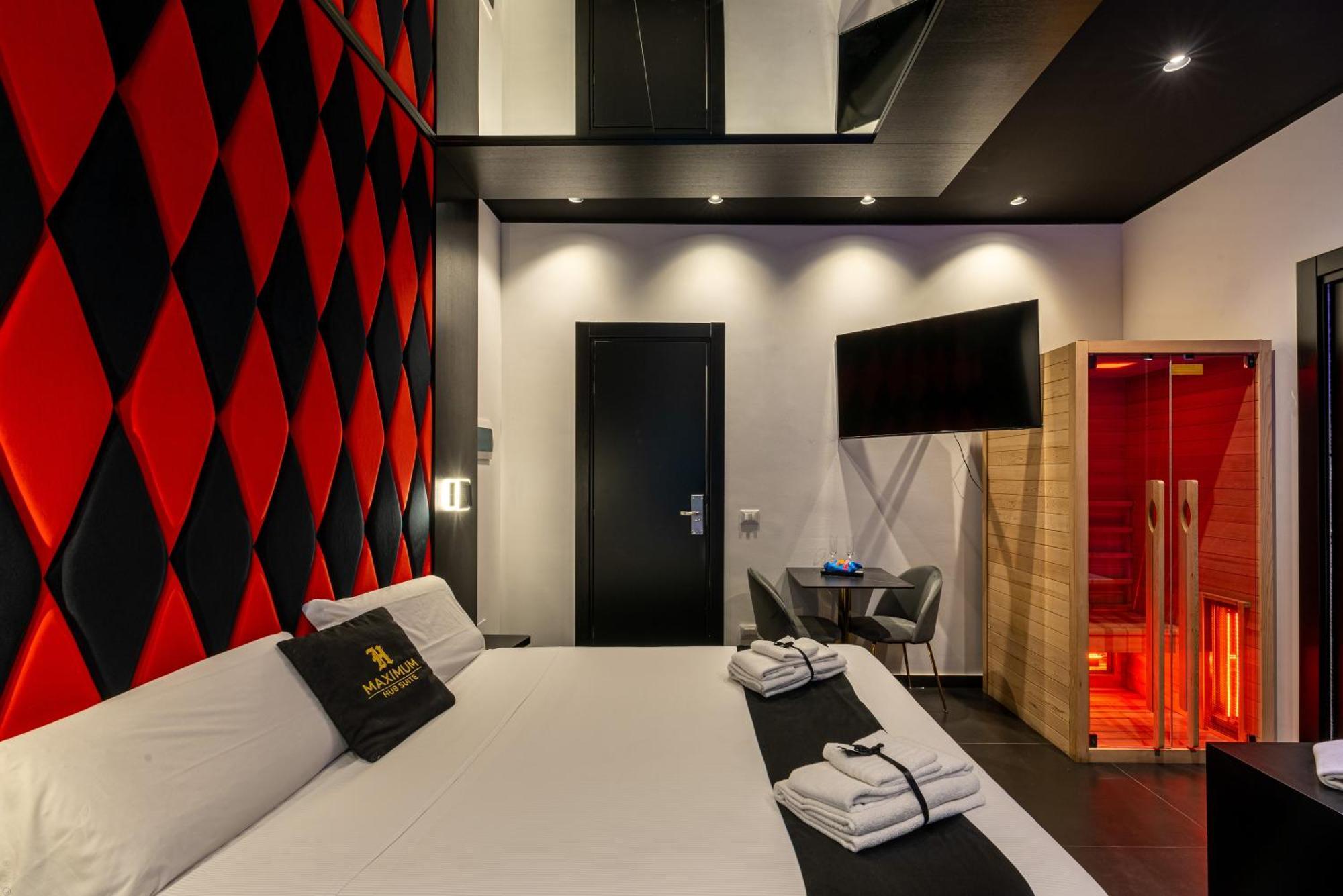 Maximum Hub Suite&Spa Palermo Exterior photo